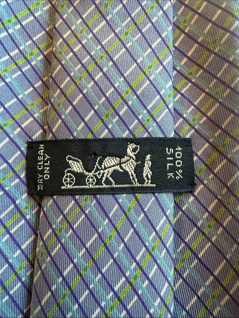 Hermes Silk Tie Pattern 5046 PA in a soft blue Like New